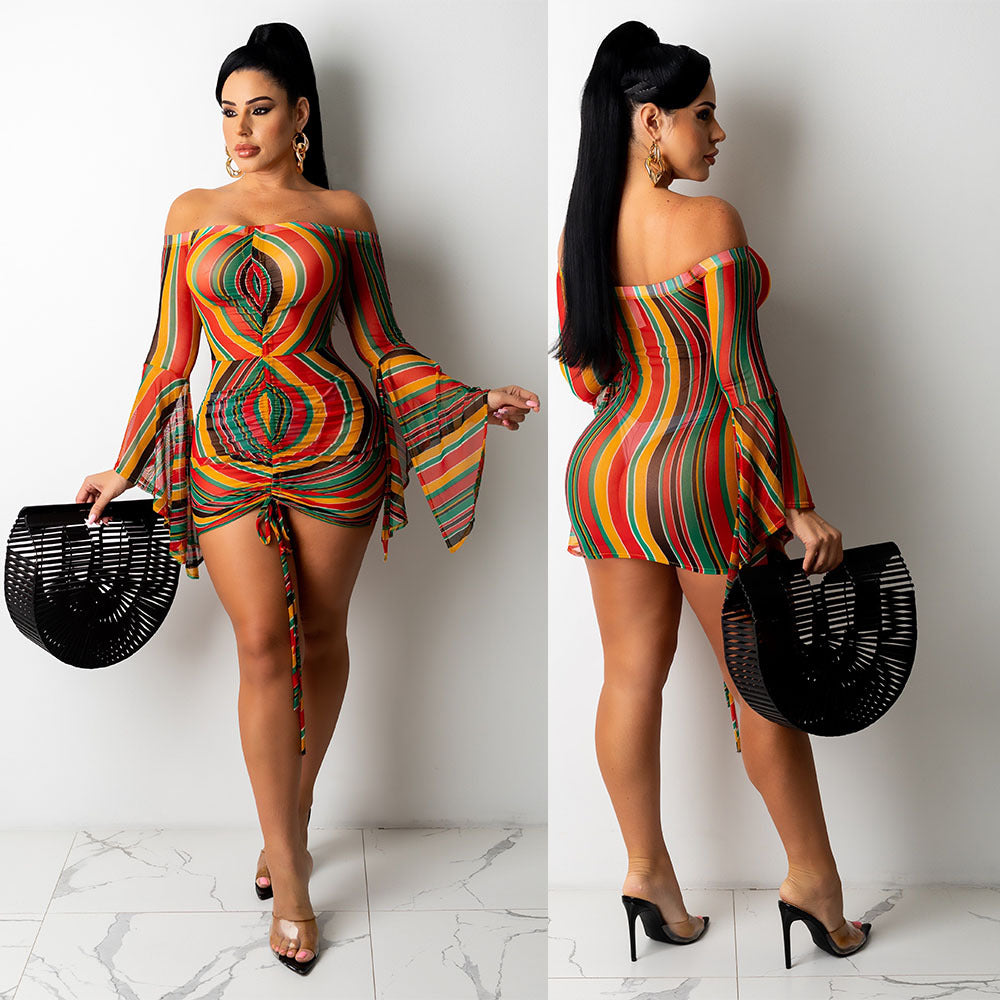 Sexy One-Shoulder Mesh Printed Long-Sleeved Flared Sleeve Dress