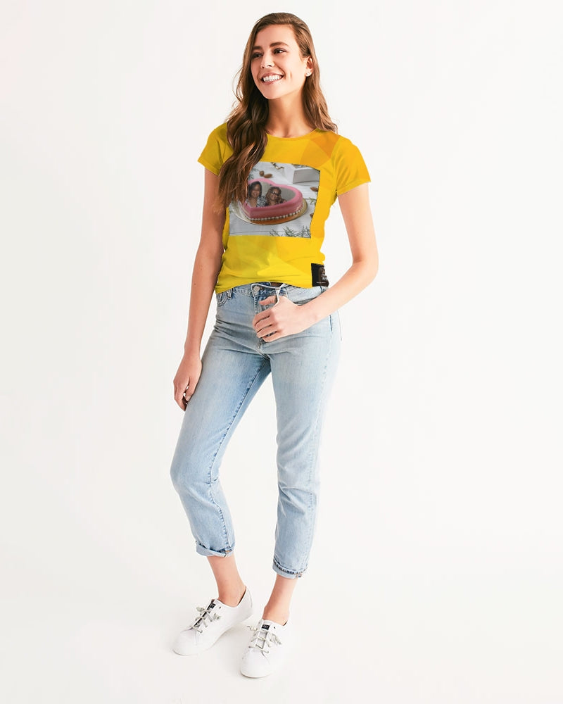 vector-yellow Women's Tee