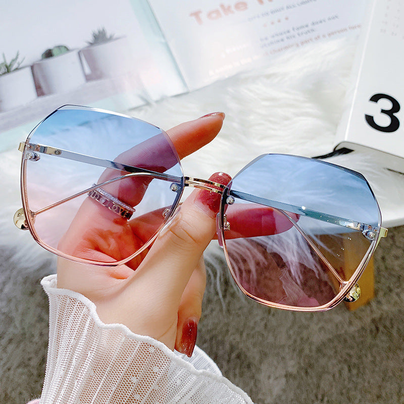 Diamond Cut Edge Rimless Two-tone Sunglasses