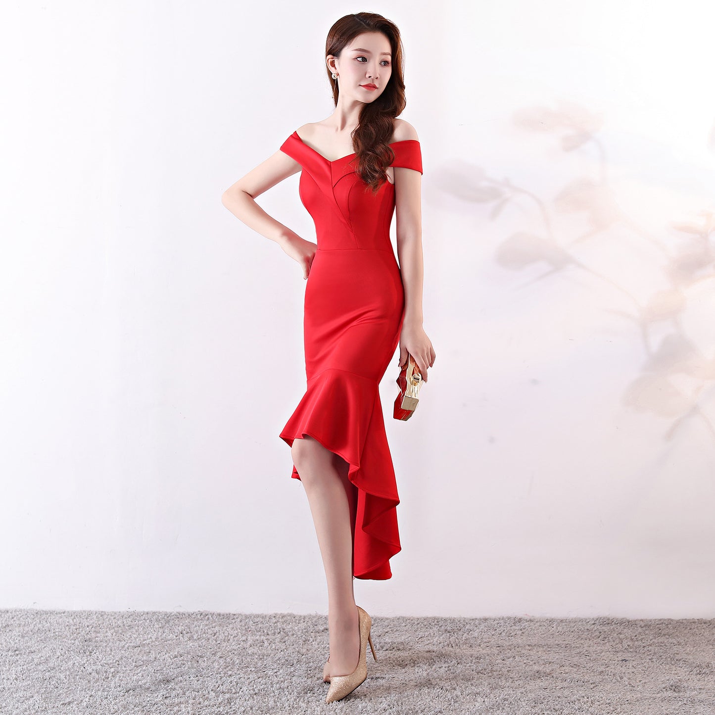 New fishtail wedding dress for bride