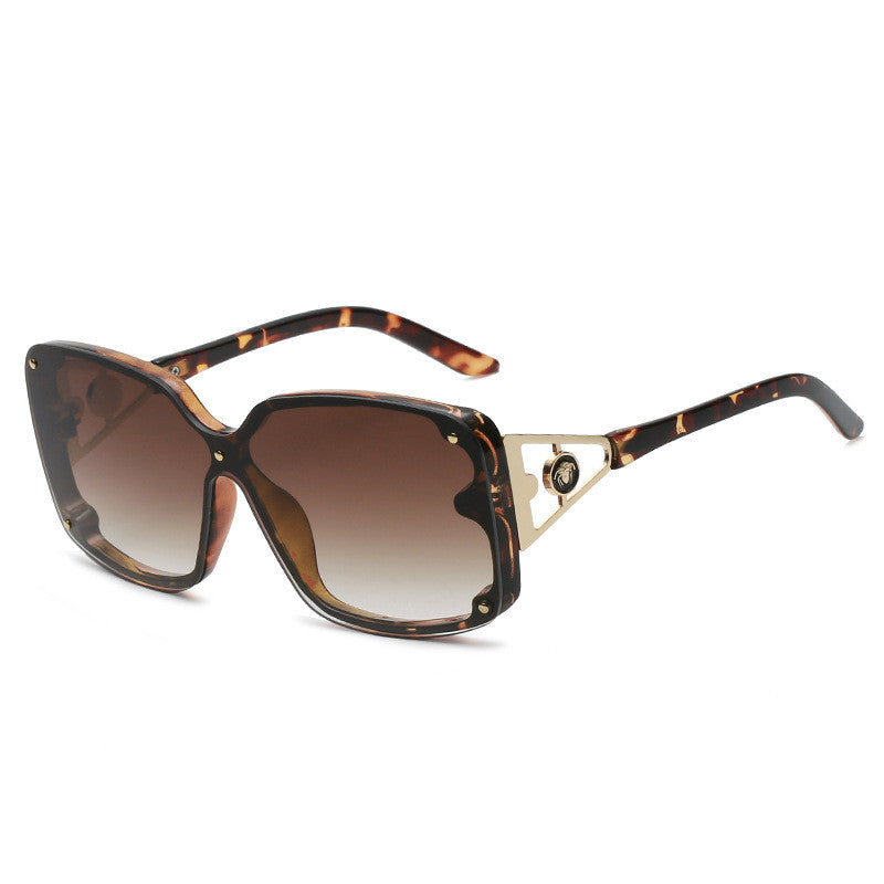 Personalized Rivet Sunglasses Retro Punk Trend