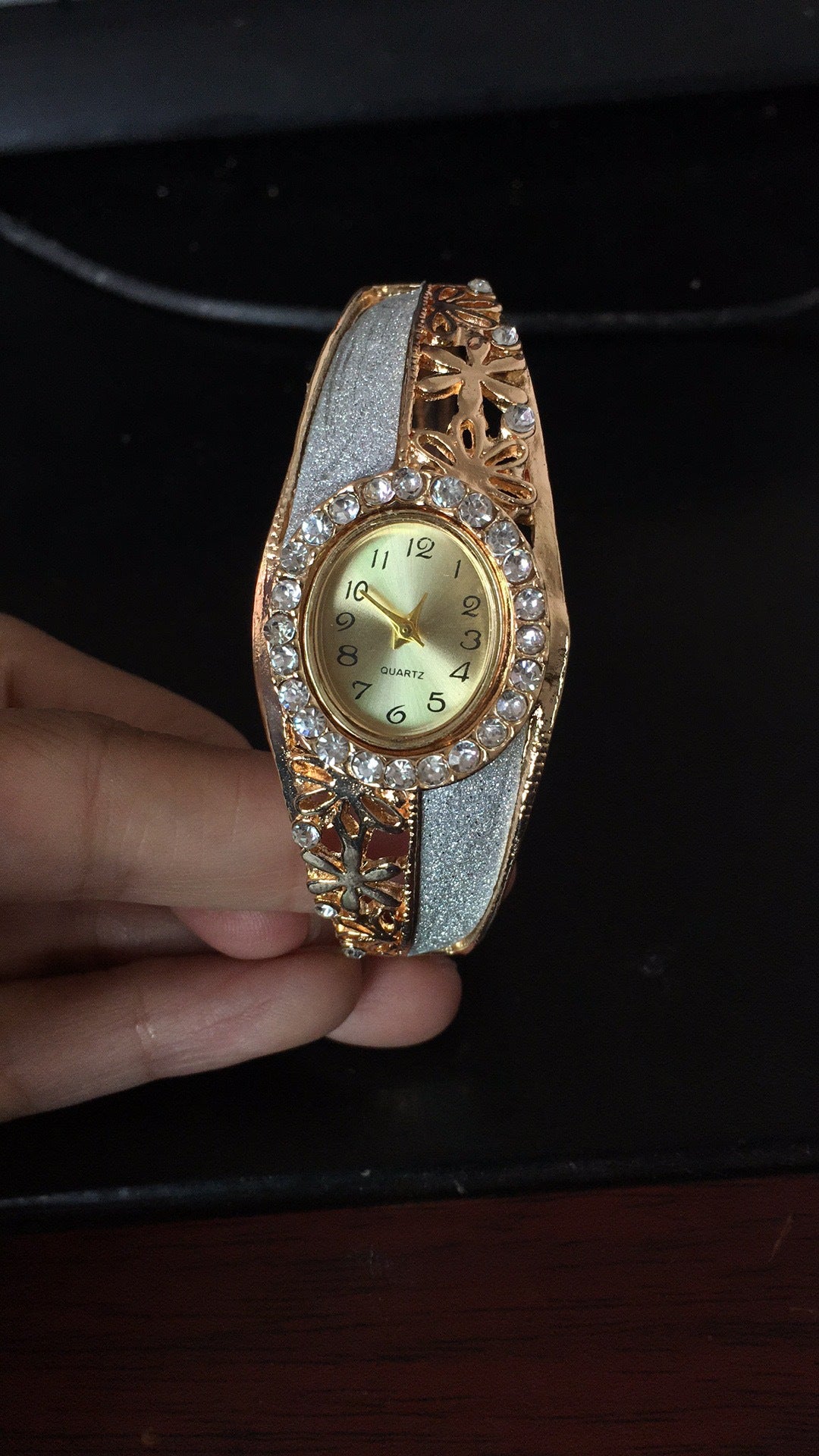 Rose gold flower ladies bracelet watch