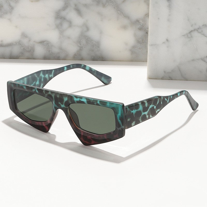 Irregular Triangle Cat-eye Fashion Net Red Street Photo Sunglasses