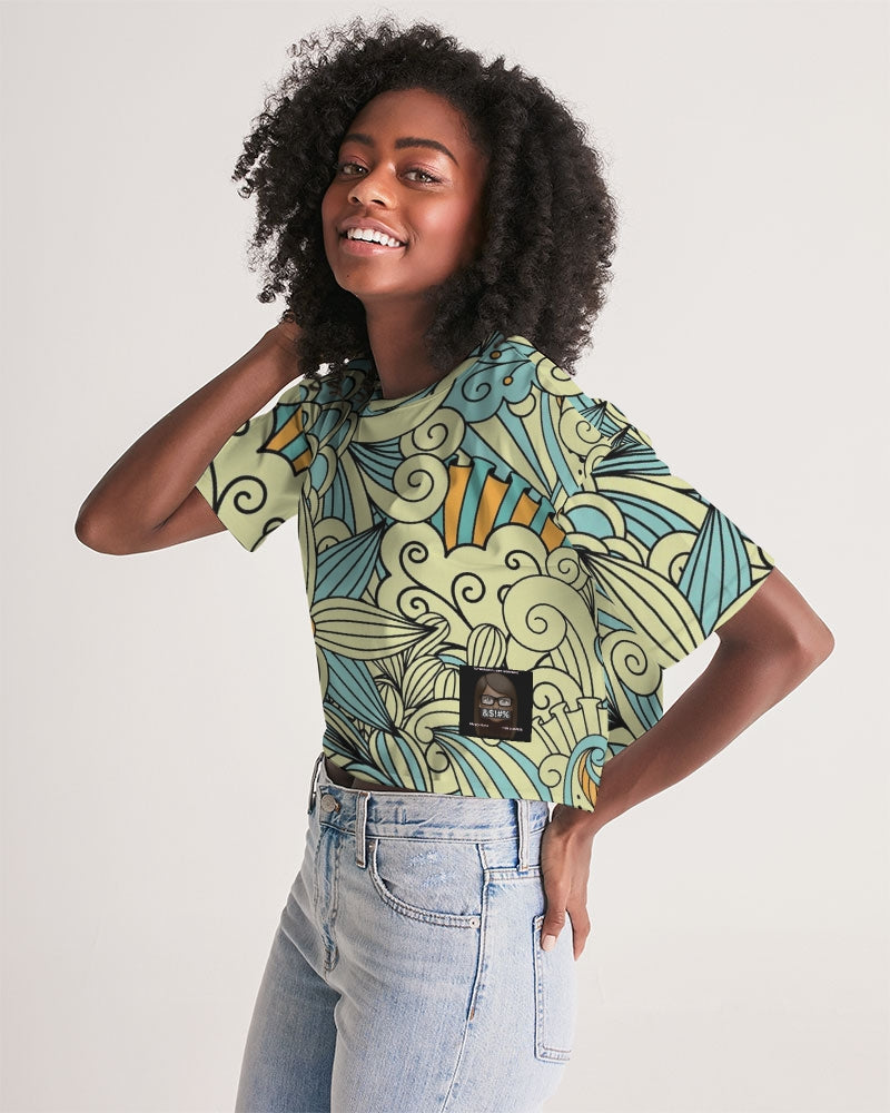 Angry yellow blue green print Women's Lounge Cropped Tee